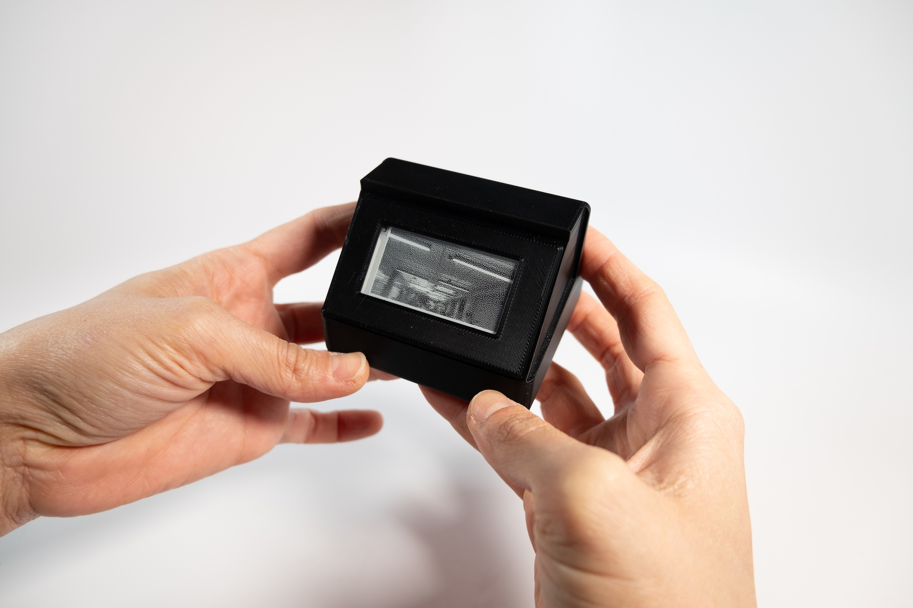 eink camera